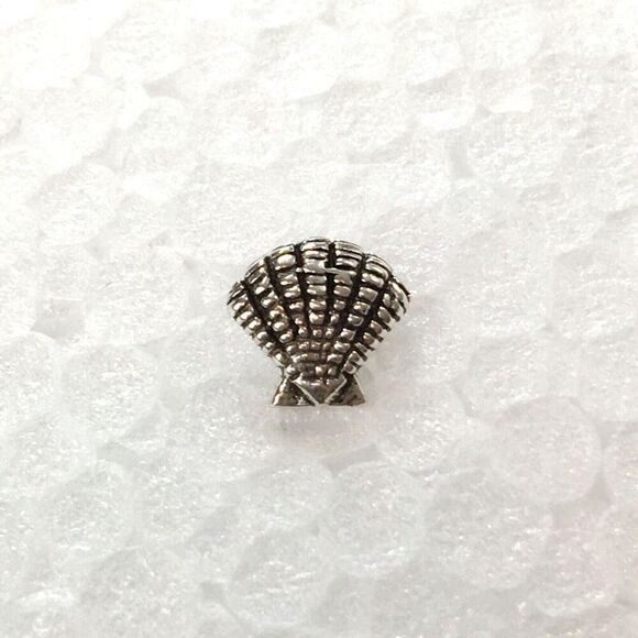 Handmade Sterling Silver Seashell Earrings 925 Posts Shell Studs - Picture 13 of 15